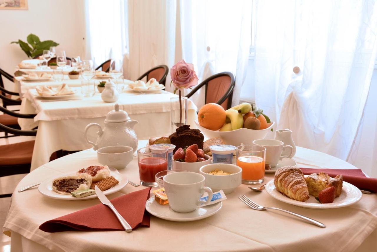 Hotel Morchio Mhotelsgroup 디아노마리나 외부 사진
